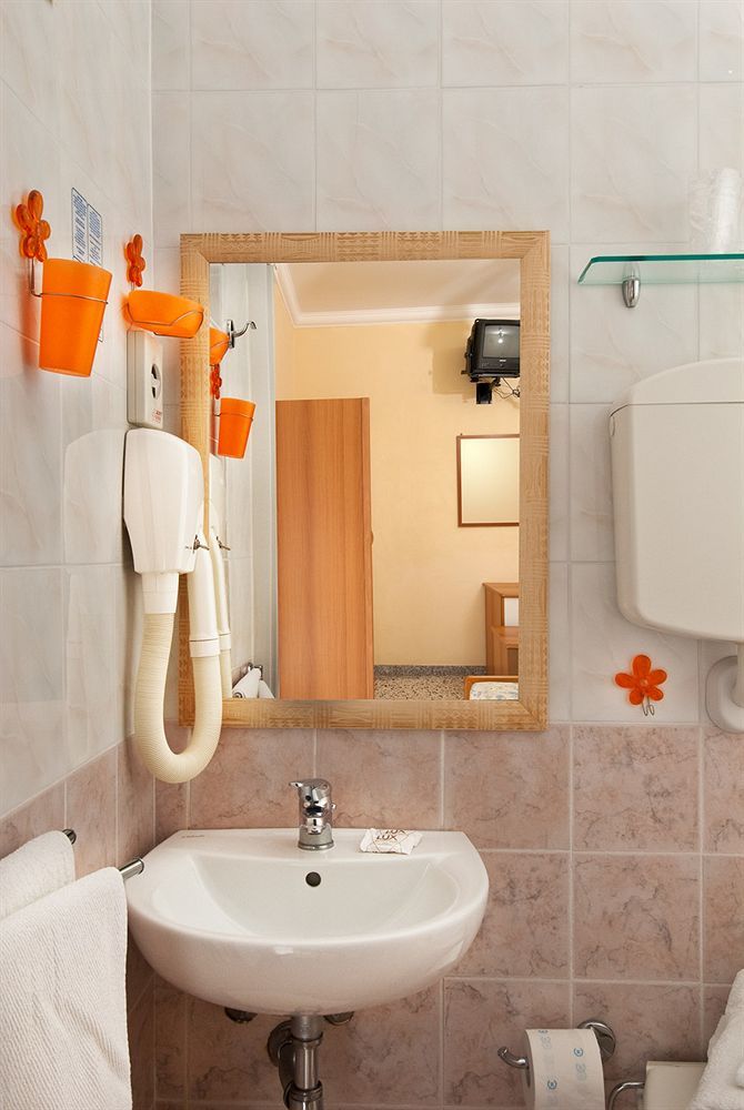 Albergo Grappoli Rimini Exterior photo